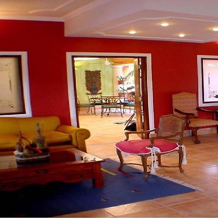 Hotel Puerta Del Rey 산타 크루즈 드 라 시에라 외부 사진